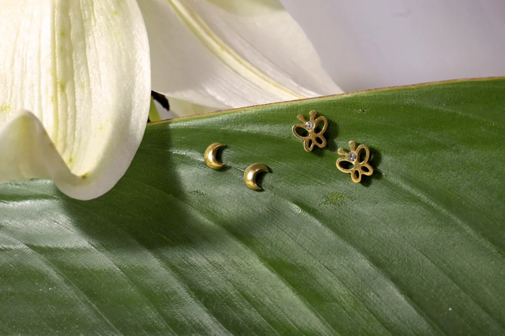 Joya de oro, plata. Pendiente, producto artesanía joyería o bisutería