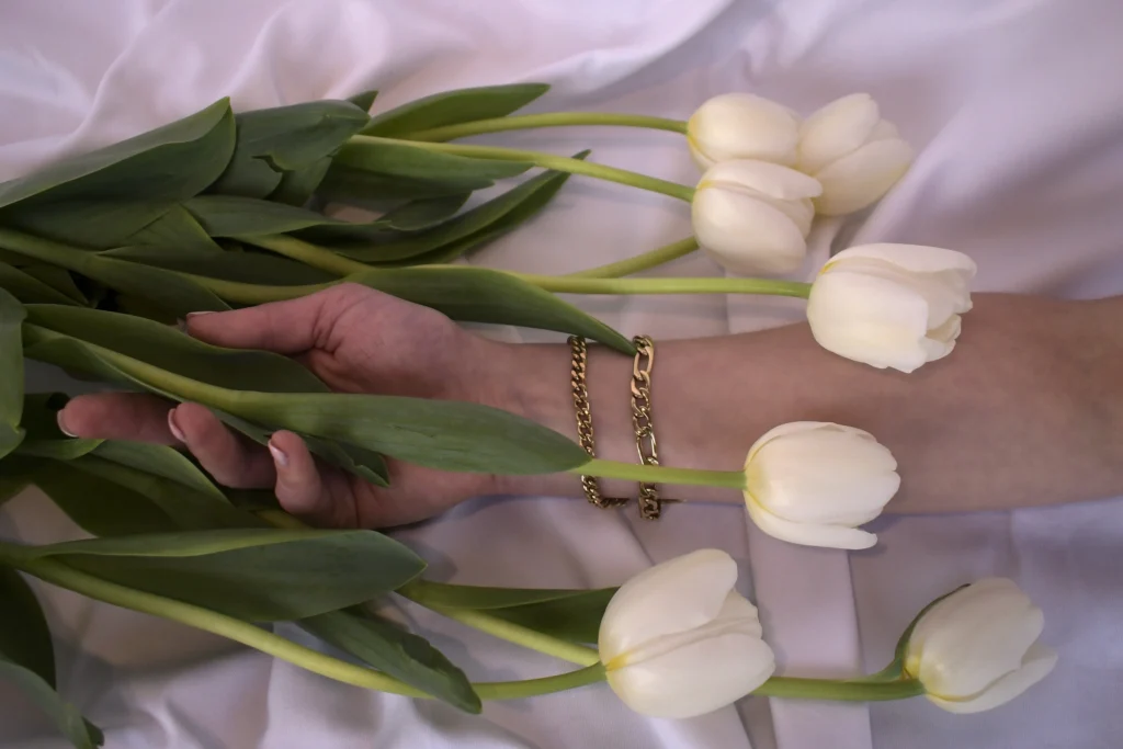 Joya de oro. Pulseras, producto artesanía joyería o bisutería