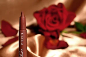 Abilleira Photography Cosmética Maquillaje Ojos Delineador Nabla Ecommerce Fotografía Imagen Foto Fotógrafa Lápiz Cremoso Shopify Marketplaces