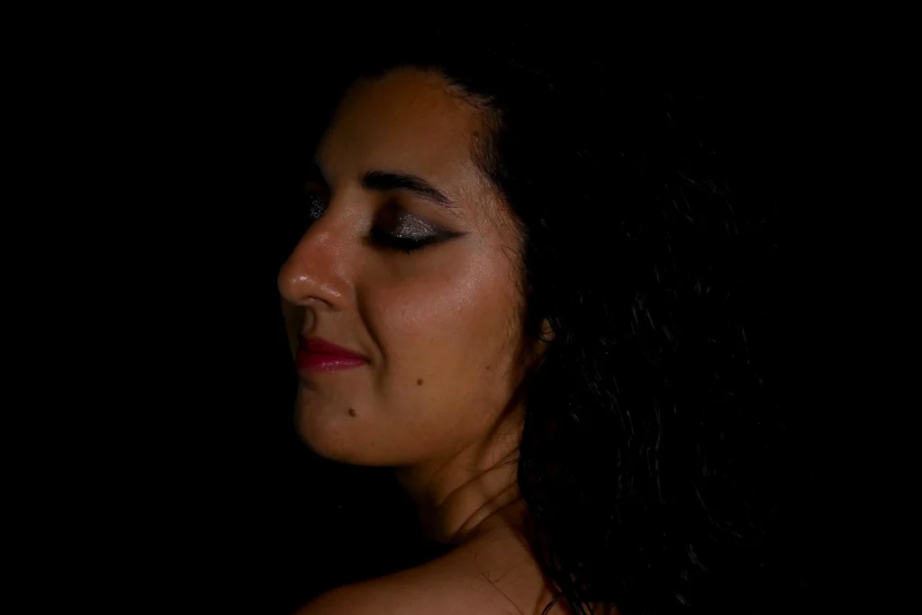 Abilleira Photography Foto Perfil Instagram Cosmética Maquillaje Marca Personal Glitter Influencer Fotógrafa UGC Imagen