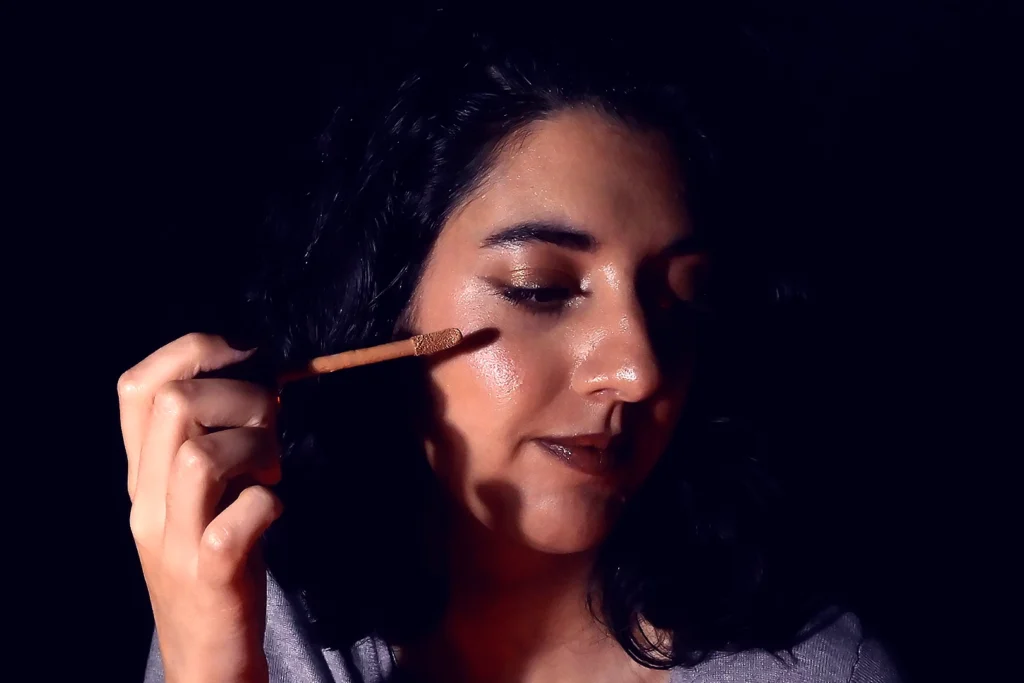 Abilleira Photography Cosmética Maquillaje Iluminador Líquido Technic Foto Imagen Rostro Web